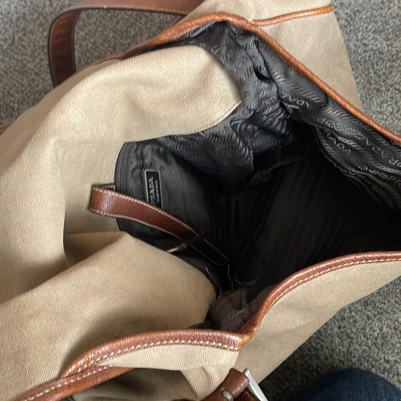 Vintage Prada messenger bag - Picture 5 of 13